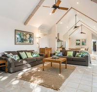 12 Childe Street Byron Bay - Absolute Belongil Summerhouse - Hervey Bay Accommodation