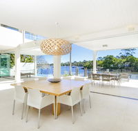 12 Noosa Parade - Hervey Bay Accommodation