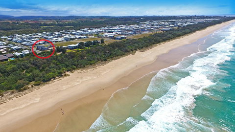 12 Sunfish Lane Beachshack - Tourism Hervey Bay 1
