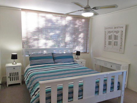 13 'Harbourside', 3-7 Soldiers Point Road - Fantastic Waterfront Unit - Tourism Hervey Bay 1