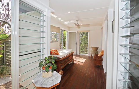 13 Ann Street, Coolum Beach, Pet Friendly, Linen Included - Tourism Hervey Bay 1