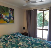 13 Coora Court - Sleeps 6 pool air con pets - Hervey Bay Accommodation
