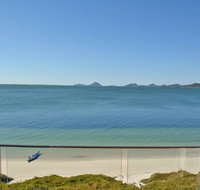 15 'Harbourside' 3-7 Soldiers Point Road - right on the waterfront - Tourism Hervey Bay