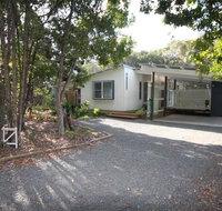 15 Belle Court - Modern architect designed open plan holiday home with outdoor shower - Hervey Bay Accommodation