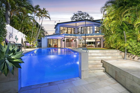 15 Ravenwood - Hervey Bay Accommodation 0