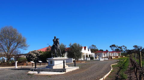 1837 Barossa Luxury Vineyard Cottages - Hervey Bay Accommodation 2