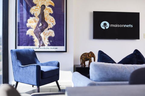 2 Bdrm 2 Bthrm Apt With Balcony Views Pool And Gym - Hervey Bay Accommodation 0