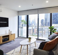 2 Bdrm 2 Bthrm Apt With Parking in Central CBD