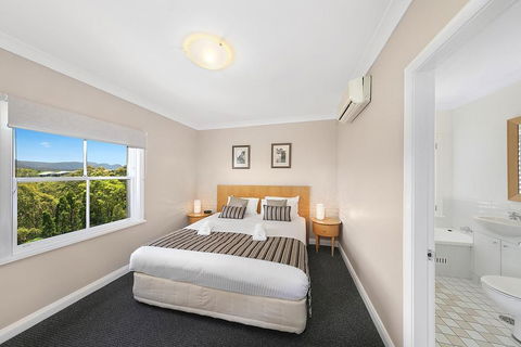 2 Bedroom Villa @ Oaks Cypress Lakes Resort - Hervey Bay Accommodation 1