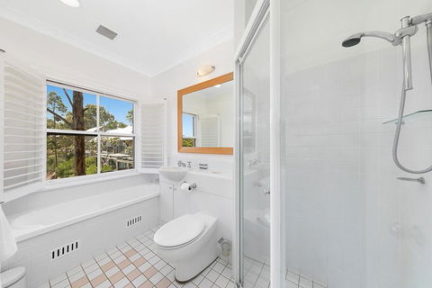 2 Bedroom Villa @ Oaks Cypress Lakes Resort - Hervey Bay Accommodation 3