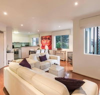 2 Bedroom with Parking  AC Close To Beach  City - Hervey Bay Accommodation