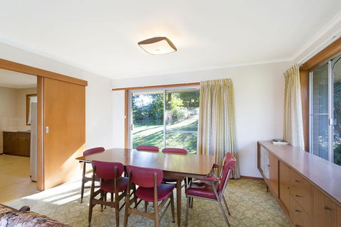 2 Water Crescent - Retro Haven - Tourism Hervey Bay 2