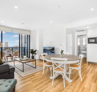 2-Bed Beach Apartment with Pool Parking and Balcony - Hervey Bay Accommodation