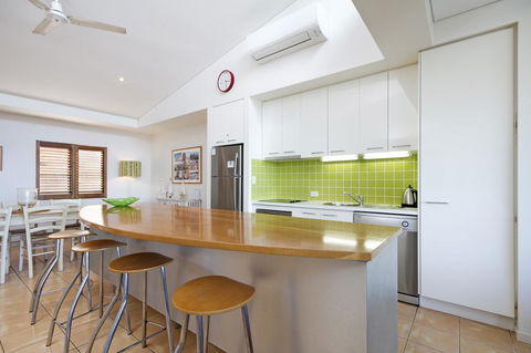 2/22 Stevens - Hervey Bay Accommodation 0