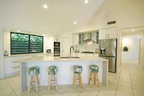 20 Avalon Street Coolum Beach - Pets Welcome - New Listing - Hervey Bay Accommodation 2
