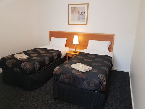 22 Gillies Street Apartments - Tourism Hervey Bay 2