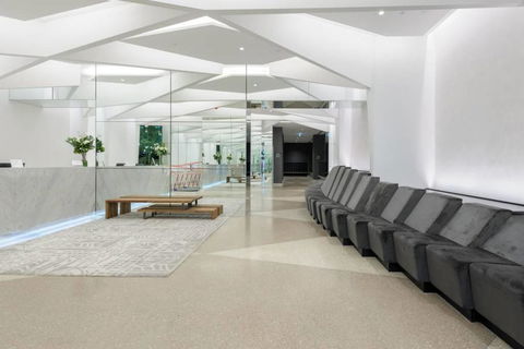 22, Latte Time@1BR1BTH, Mel CBD, Free Tram - Tourism Hervey Bay 2