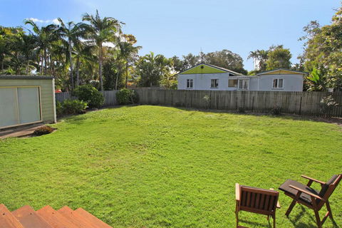 24 Sundew Street, Mudjimba - 500 Bond - Pet Friendly, Linen Supplied, WIFI, Air Cond. - Hervey Bay Accommodation 2