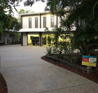 25 Naiad Court - Rainbow Shores The Ultimate Beachside Executive Property Air conditioned - Hervey Bay Accommodation