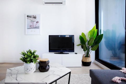 25, Empire, 1Br1Bth, Pinkytoffee, MelCen CBD, FreeTram,  - Tourism Hervey Bay 3