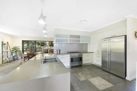 250 David Low Way, Peregian Beach - Hervey Bay Accommodation 1