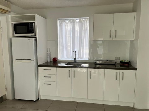 Beachside Mooloolaba - Hervey Bay Accommodation 4
