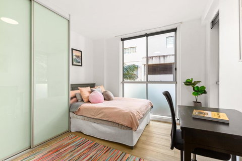 BELLEVUE HILL Close To Bondi - 2 Bathrooms & Pool - Hervey Bay Accommodation 0