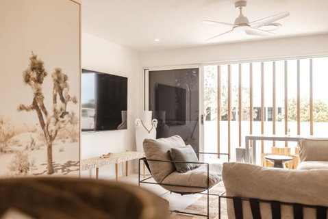 C & C By The Sea - Hervey Bay Accommodation 0