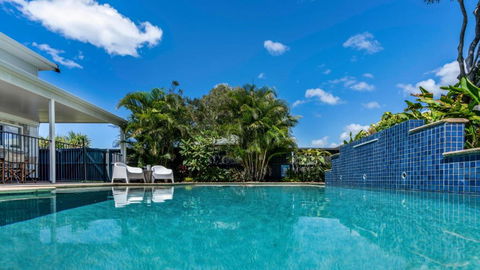 Caba Dream - Spacious Beach House With Pool & Pool Table! - Quick Walk To The Ocean - Tourism Hervey Bay 2