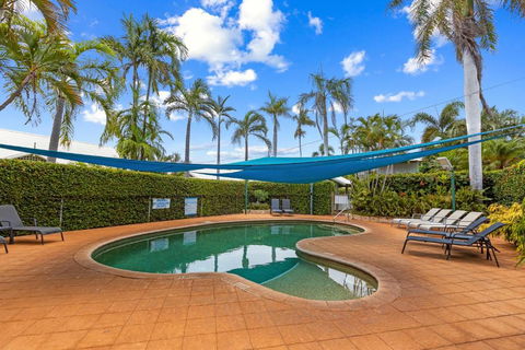 Cable Beachside Villas - Tourism Hervey Bay 0