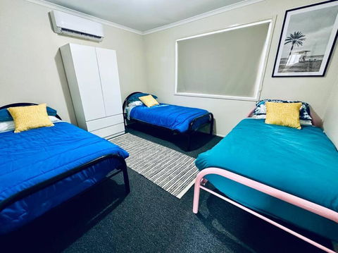 Caboolture South 3-bedroom Home - Tourism Hervey Bay 1