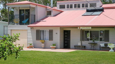 Callala Tropicana - Tourism Hervey Bay 2