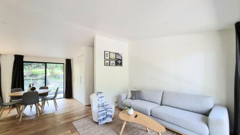 Camellia Grove Retreat - Tourism Hervey Bay 4