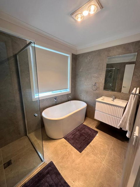 Canberra 3 Bedroom Home To Remember - Hervey Bay Accommodation 1