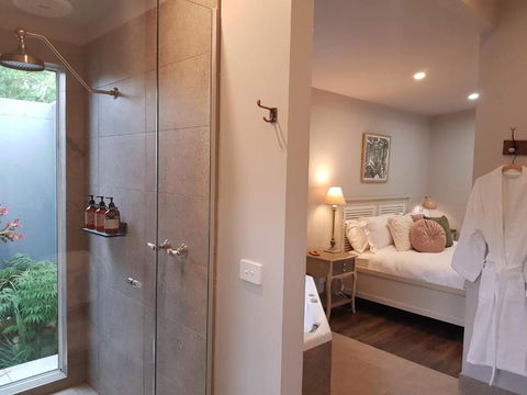 Candlebark Cottage - Tourism Hervey Bay 1