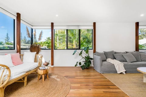 Canopy II - Beach House In The Heart Of Byron Bay - Tourism Hervey Bay 3