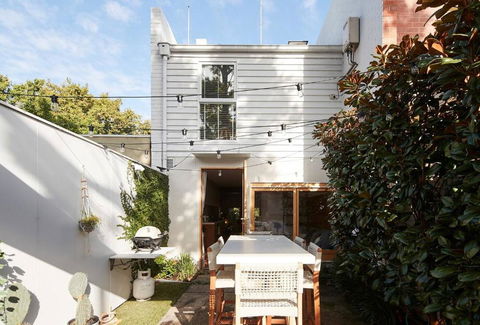 Canopy Terrace - Retreat To Voguish Urban Charm - Tourism Hervey Bay 1