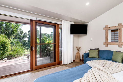 Cape Byron Suite 5 Private Suite With Ensuite - Tourism Hervey Bay 3