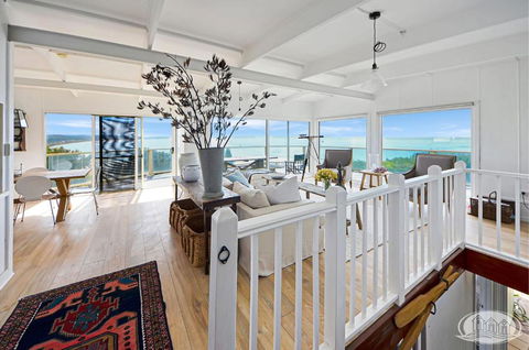 Cape Villa - Tourism Hervey Bay 1