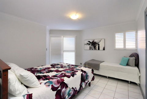 Capricorn Pacific - Tourism Hervey Bay 0