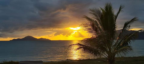 Cardwell Beachfront Motel - Tourism Hervey Bay 1