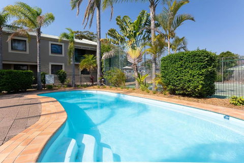 Carindale, 13 19 Dowling Street - Ground Floor Unit With Complex Pool And Tennis Court - Tourism Hervey Bay 1
