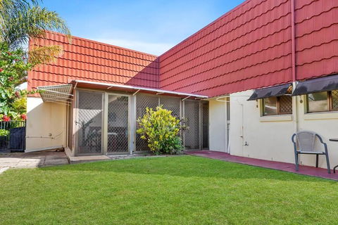 Casa Bella - Tourism Hervey Bay 1