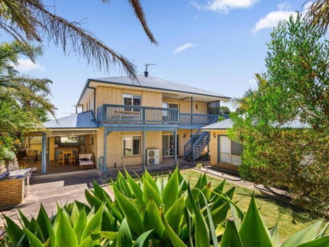 Casa Del Frankie. Maslin Beach - Tourism Hervey Bay 3