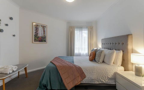 Carrington Views,3 Bedrooms, CBD, Parking - Tourism Hervey Bay 1