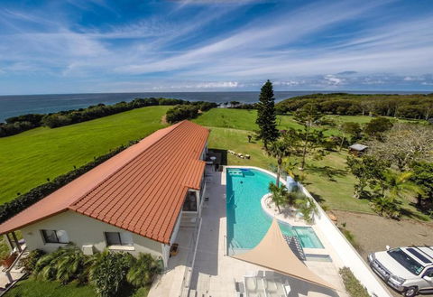 Casa Del Mare - Farm Stay By The Ocean - Tourism Hervey Bay 1