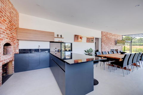 CASALE ESTATE - Hervey Bay Accommodation 3