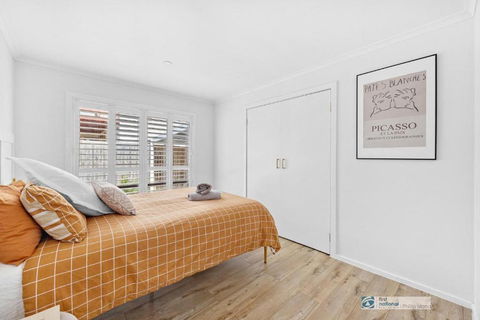 Castaway, Cowes Beach House - Tourism Hervey Bay 4