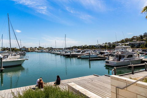 Castaway Villa - Water Views Luxury On The Marina - Tourism Hervey Bay 0