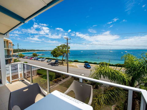 Castaways Unit 8 17 Shoal Bay Road - Tourism Hervey Bay 1